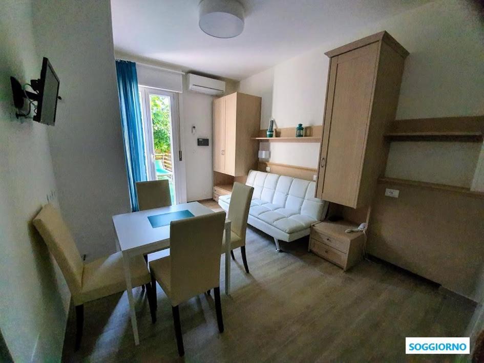 B&B Airone Cervia - Camere E Appartamenti Exterior photo