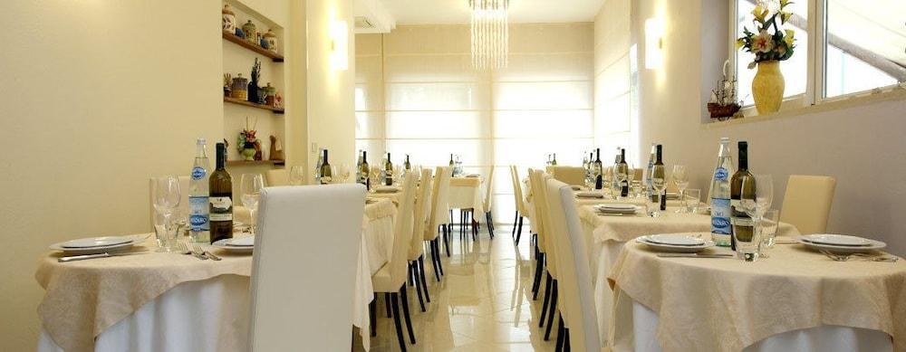B&B Airone Cervia - Camere E Appartamenti Exterior photo
