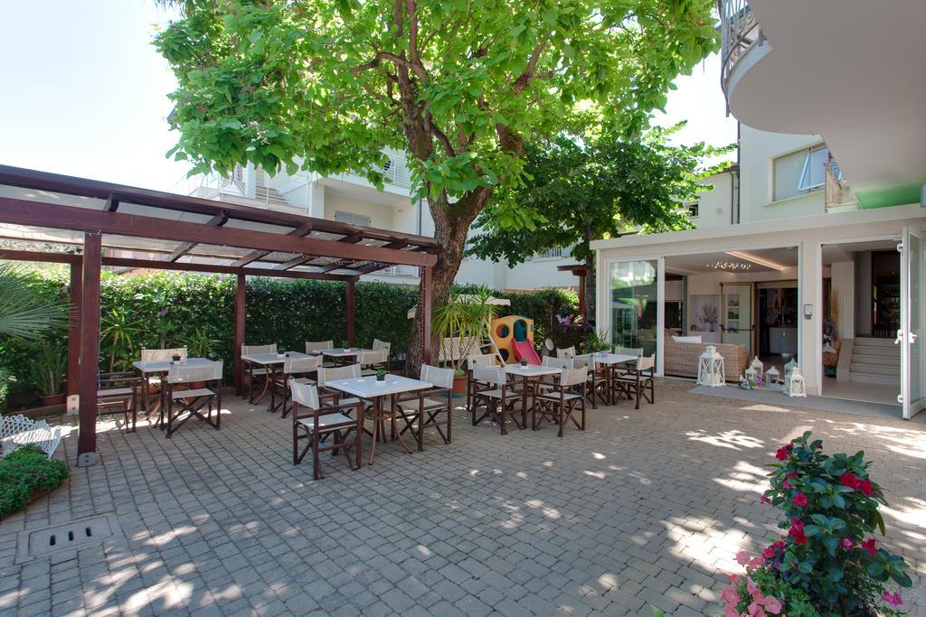 B&B Airone Cervia - Camere E Appartamenti Exterior photo