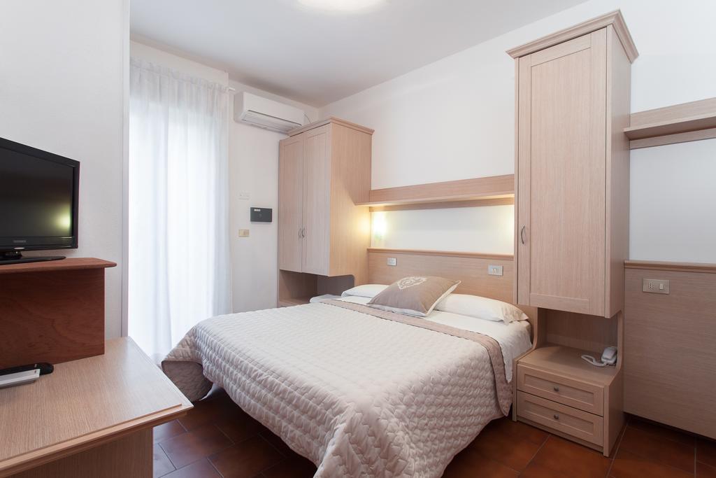 B&B Airone Cervia - Camere E Appartamenti Exterior photo